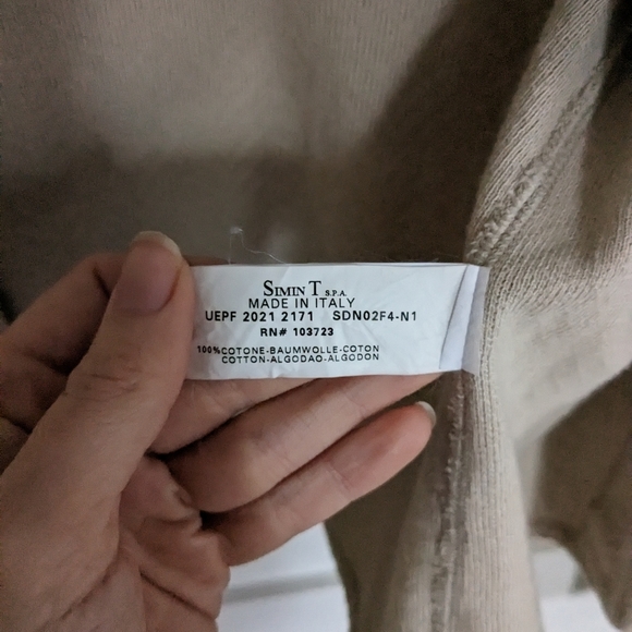 Emporio Armani cardigan - Picture 4 of 6